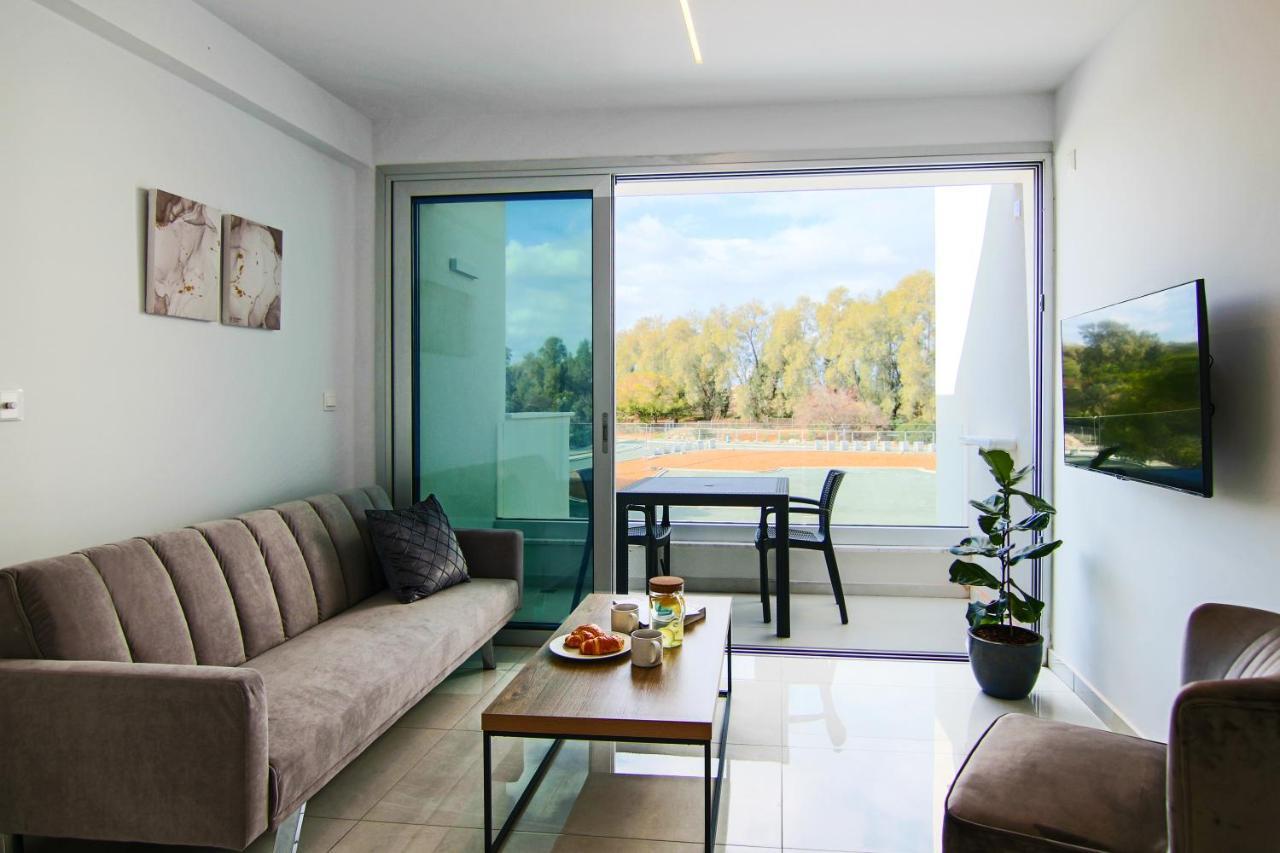 Phaedrus Living - Seaside Executive Flat Harbour 202 Daire Pafos Dış mekan fotoğraf